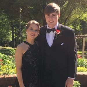 Meet your Posher, Leah